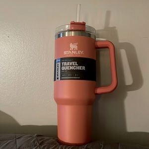 STANLEY TRAVEL QUENCHER 40OZ
